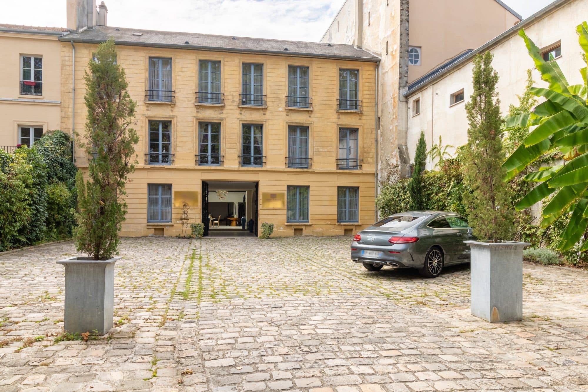 La cour intérieure